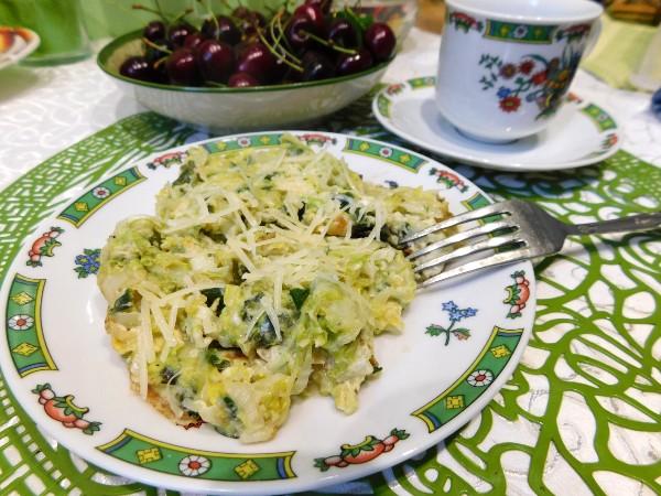Омлет с пекинской капустой